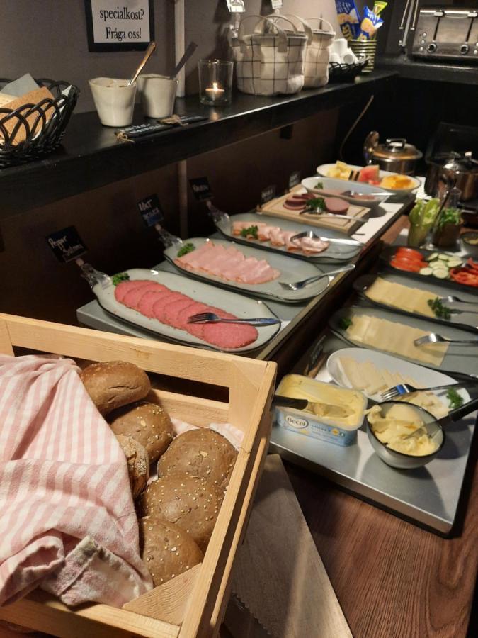 Vänersborg Strand Hotell מראה חיצוני תמונה